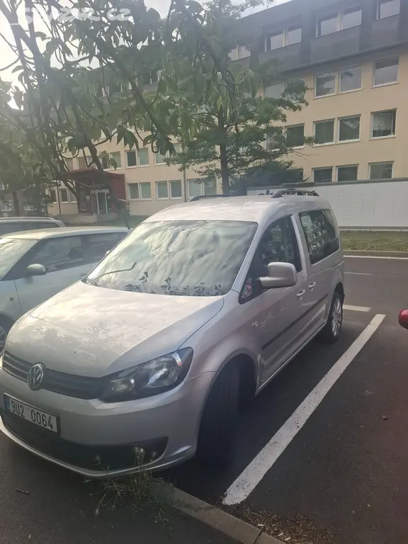 Volkswagen Caddy 1.6 nafta - fotka 4