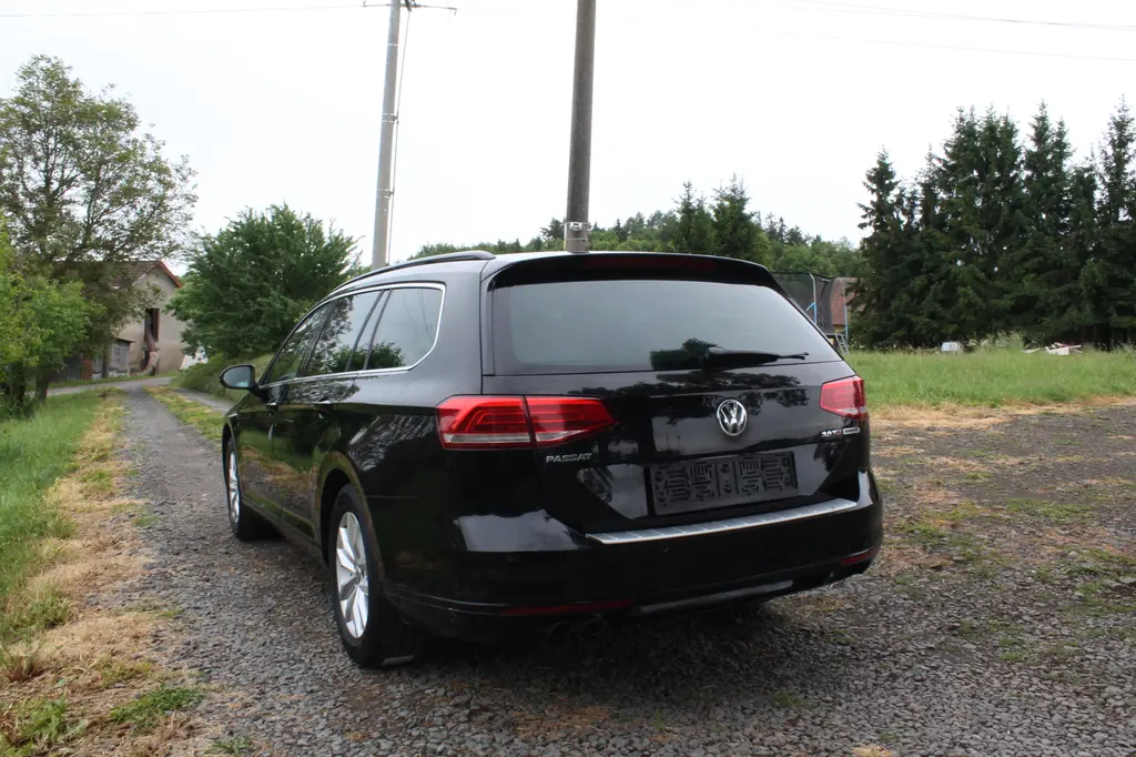 Volkswagen Passat 2.0TDi Variant-Comfortline - fotka 4