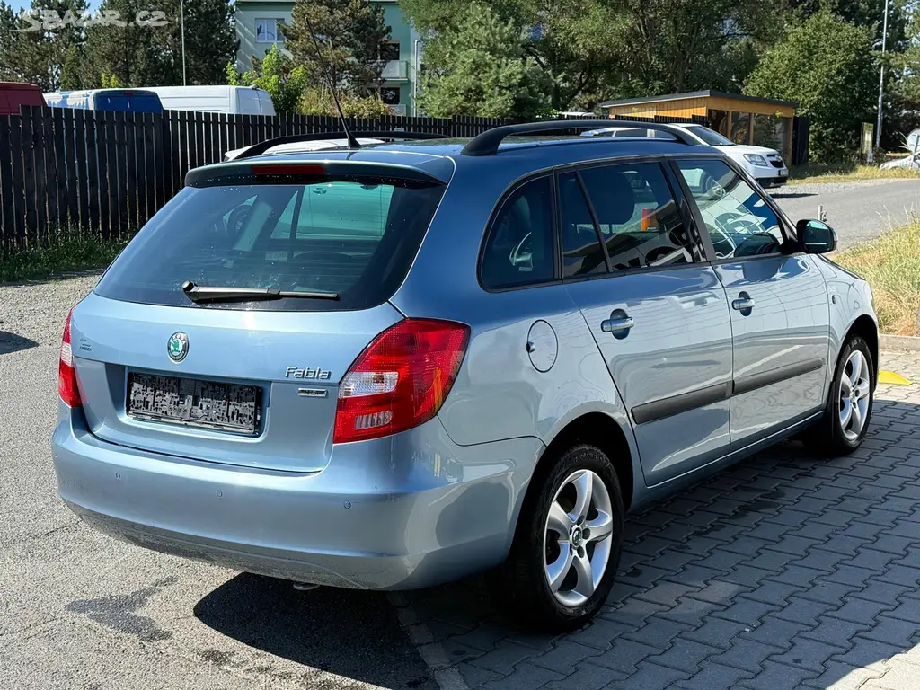 SKODA FABIA KOMBI 1.2 TSI DIGI KLIMA, VYHŘEV SEDAD - fotka 4