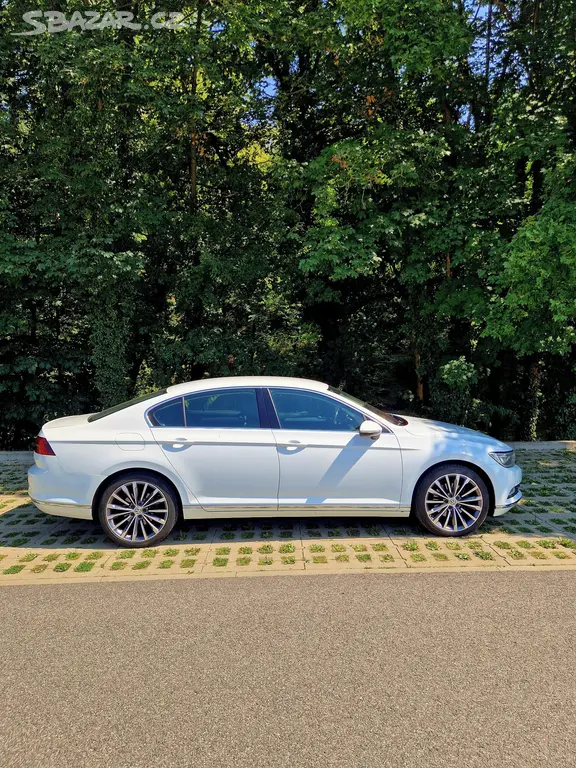 VW Passat B8 2.0TDi Highline 140kW - fotka 3