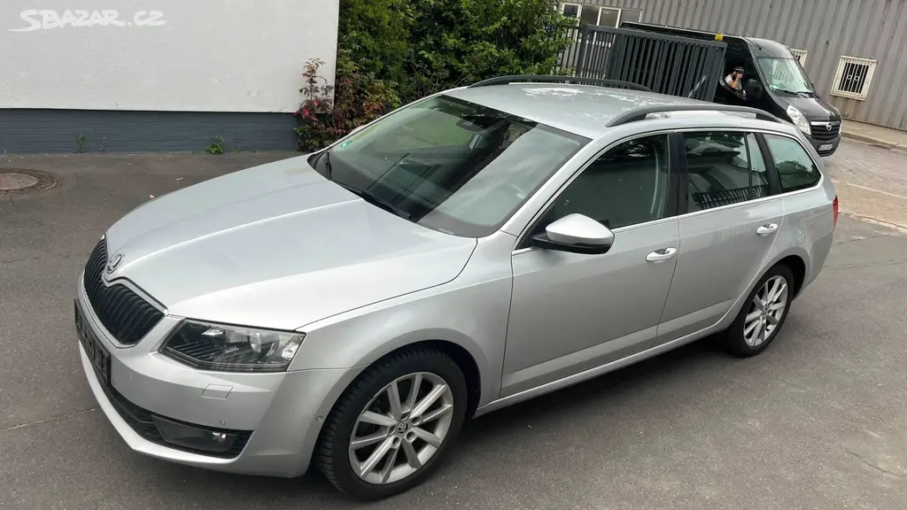 Škoda Octavia 3 combi 132kw AUTOMAT