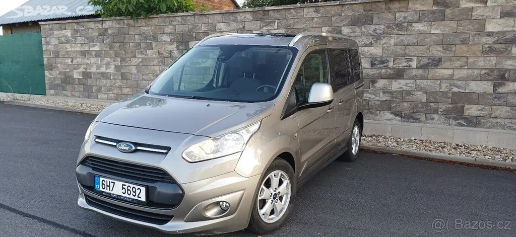Náhled: Ford Tourneo Connect 1,5 TDCI 88kW, Panorama,