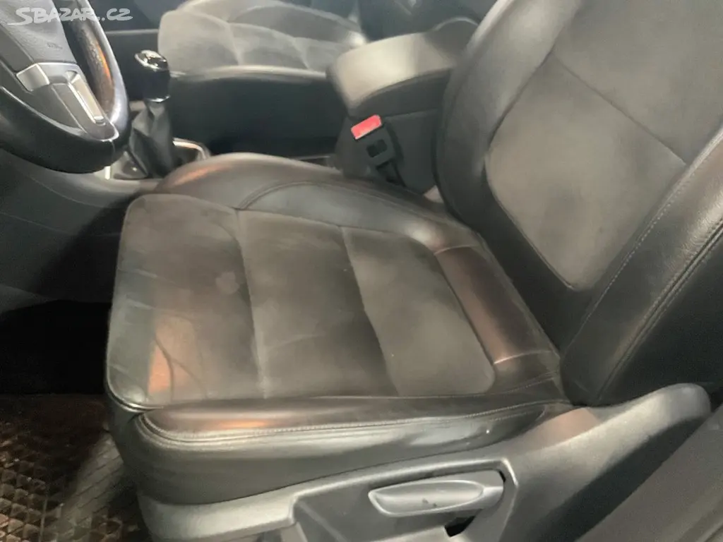 Volkswagen Sharan, 2.0Tdi130KW 7-MÍST HIGH.ALCANT - fotka 3