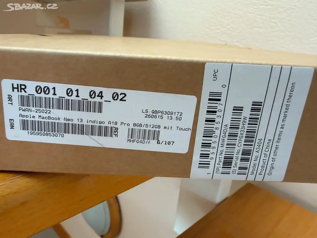 Apple MacBook Neo 512GB, indigo, Nový - fotka 2