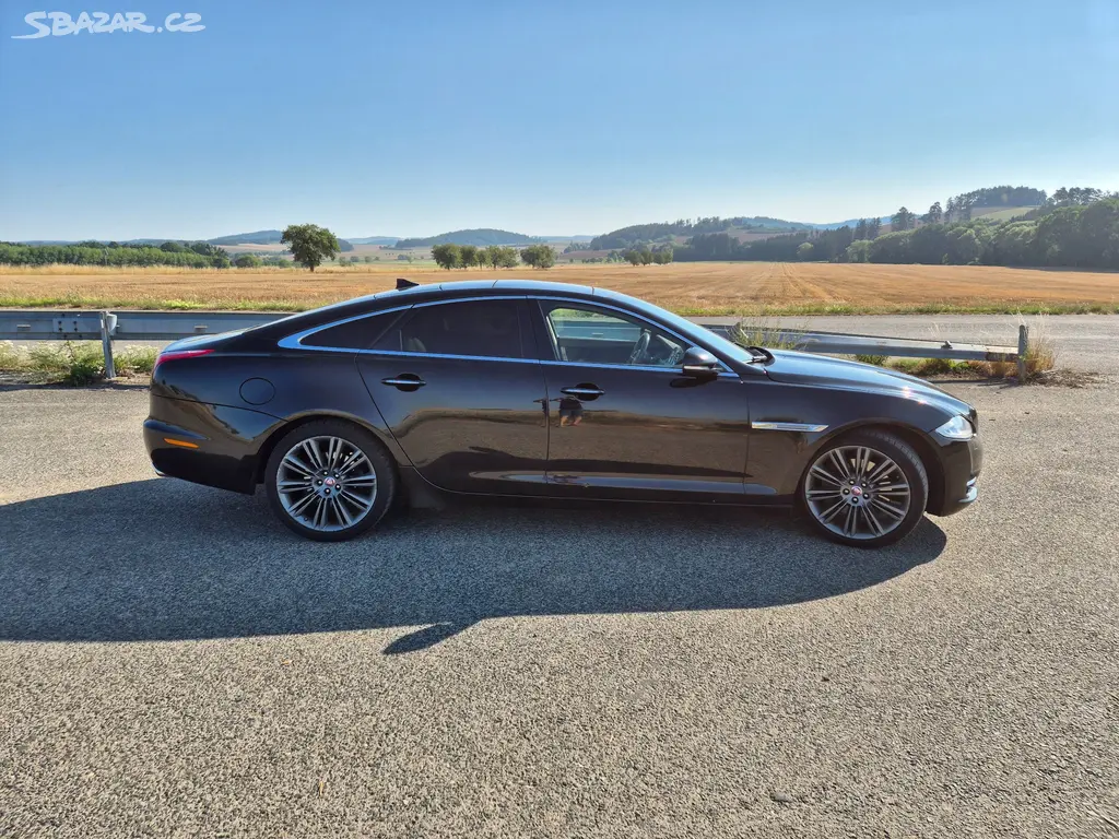 Jaguar XJ 3,0 AWD, 250kw, 2014 rok, 2. majitel - fotka 5