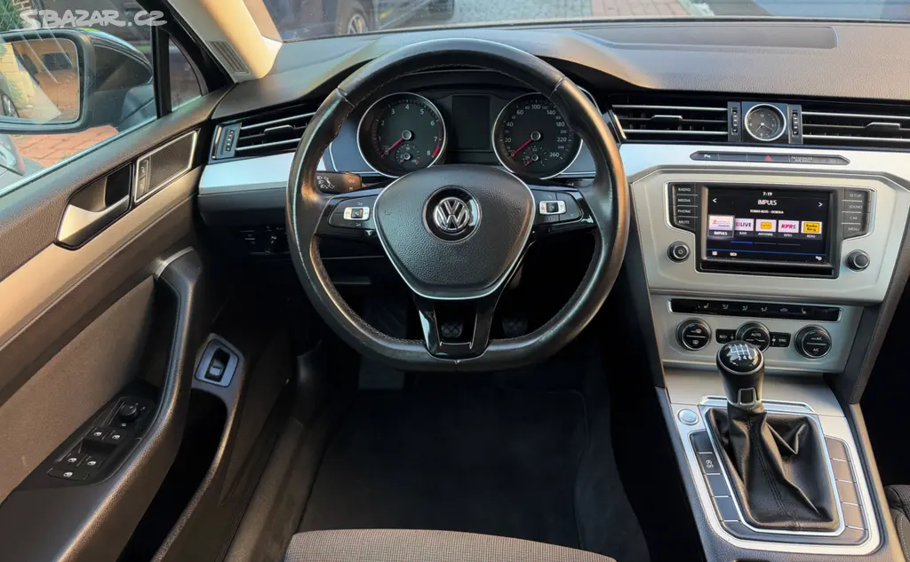 VW PASSAT KOMBI 1.4 TSI 92KW COMFORTLINE - fotka 6