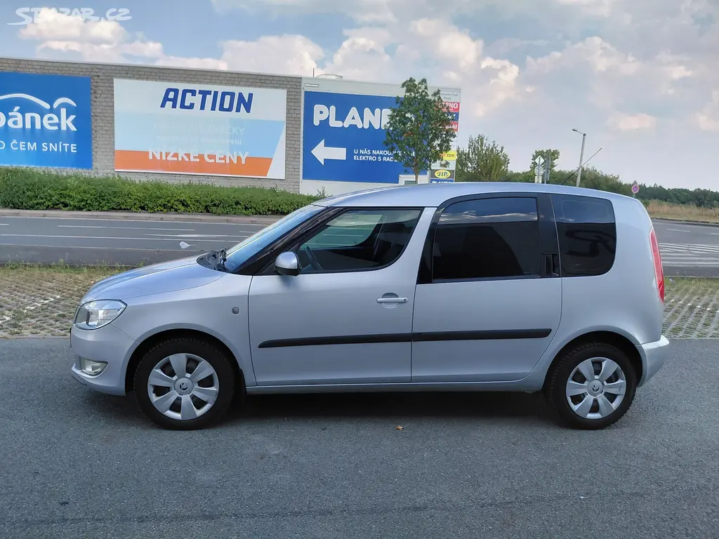 Škoda Roomster, 1.6TDI 66KW PRAVIDELNÝ SERVIS - fotka 4