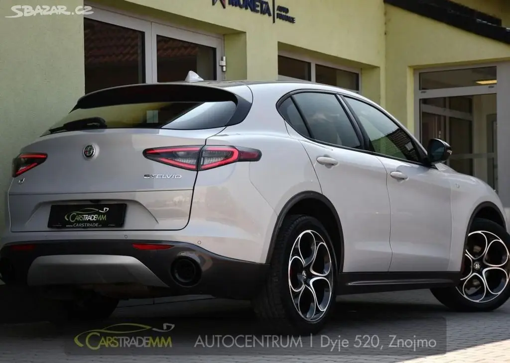 Alfa Romeo Stelvio 2,2 JTDm Q4 154kW TAŽNÉ 154 kw - fotka 4