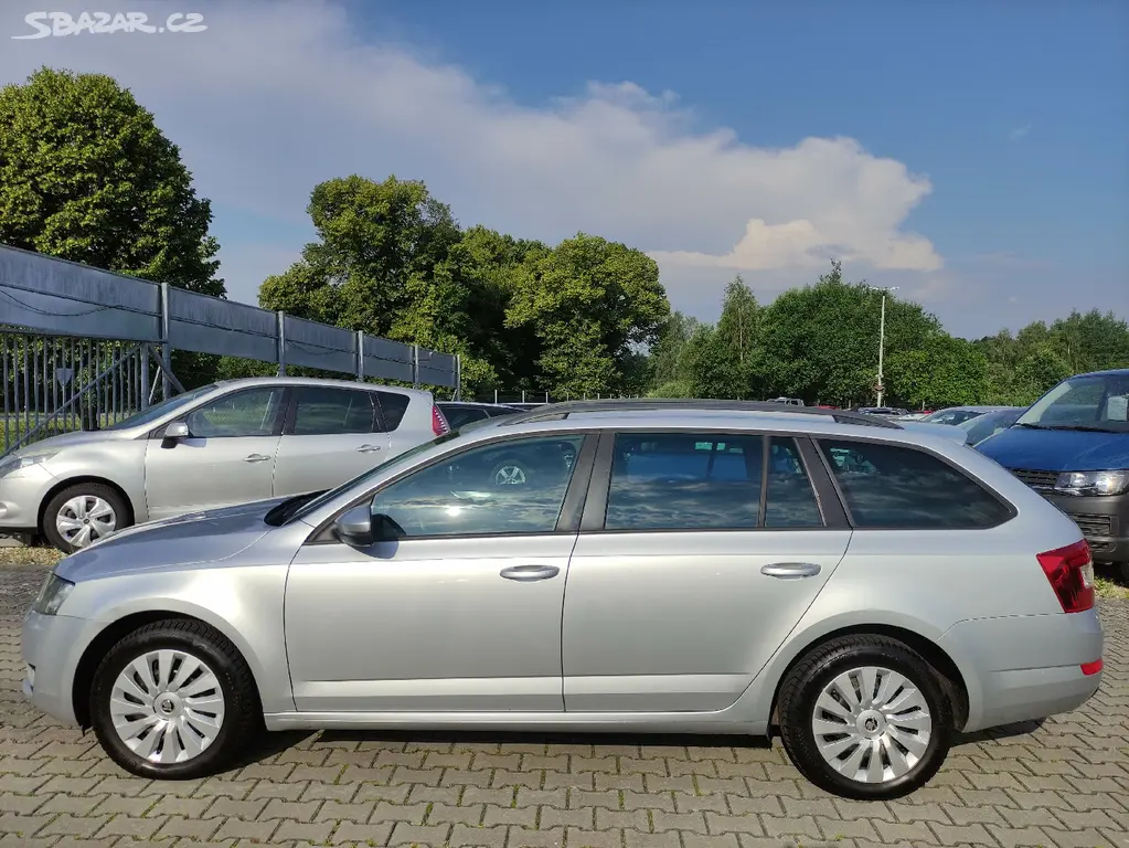 ŠKODA OCTAVIA III 2.0TDi,110KW,AMBITION,COMBI,NAVI - fotka 6
