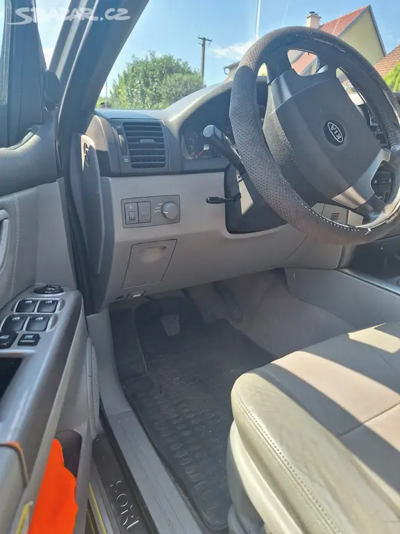 KIA Sorento 2006 103 kW, klepe motor - fotka 5