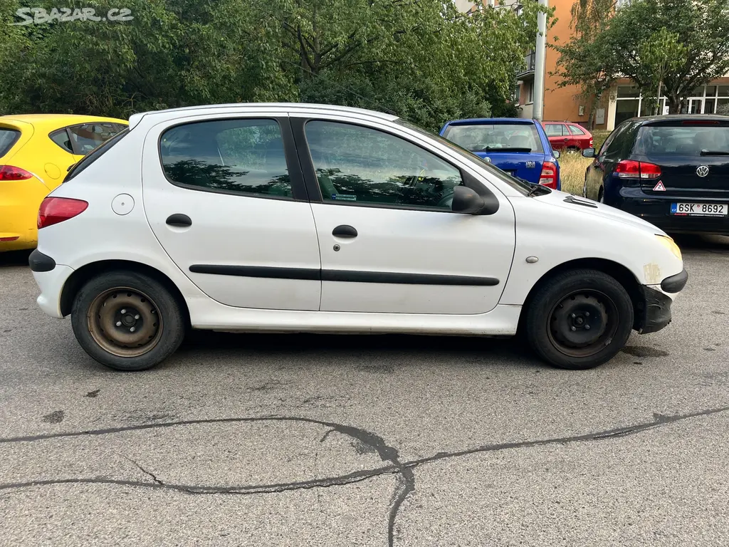Peugeot 206 1.4 HDi, 2002, 145 tis. km, STK 6/2028 - fotka 5