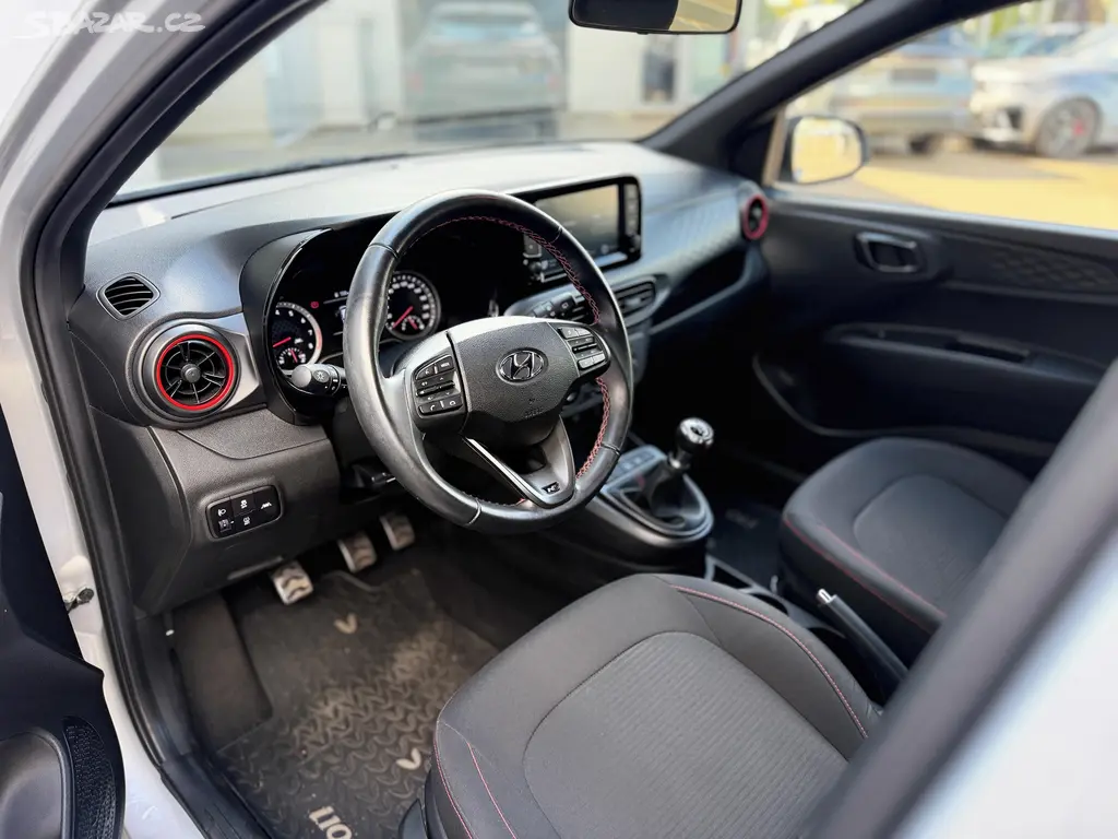 Hyundai i10, 1.2 62 kW N-LINE 20tis km - fotka 6