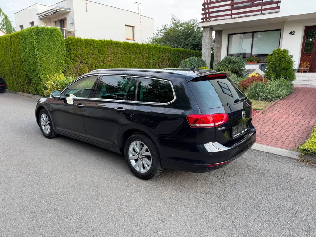 VW PASSAT KOMBI 1.4 TSI 92KW COMFORTLINE - fotka 2