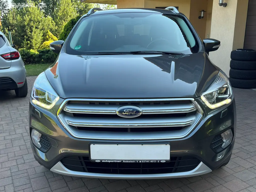 Ford Kuga 1.5 110kW Kamera Navi Carplay - fotka 2