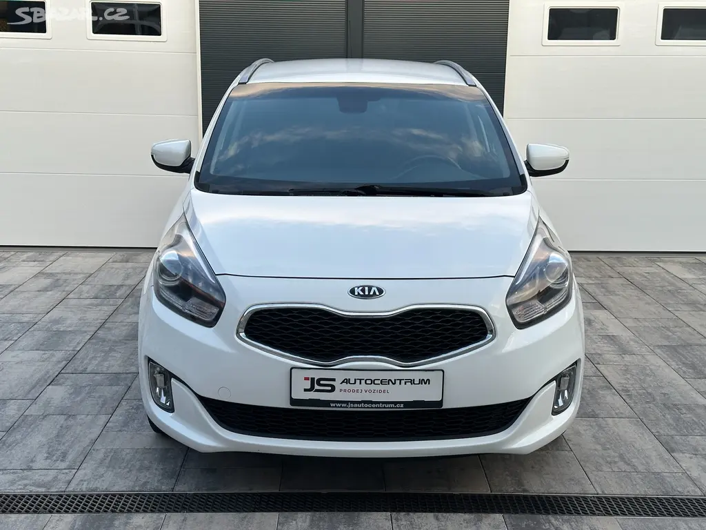Kia Carens 1.6i 135PS Comfort Plus - fotka 2