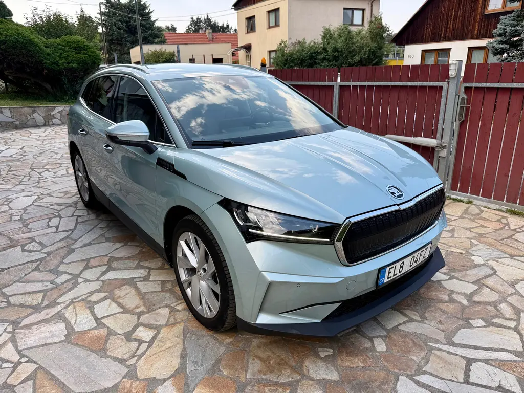 Škoda Enyaq, IV 132KW 62 KWH SOH 93,1% DPH - fotka 3