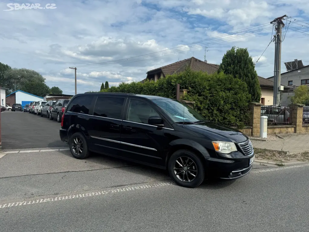Chrysler Town Country 3.6 RT Stown DVD 2012