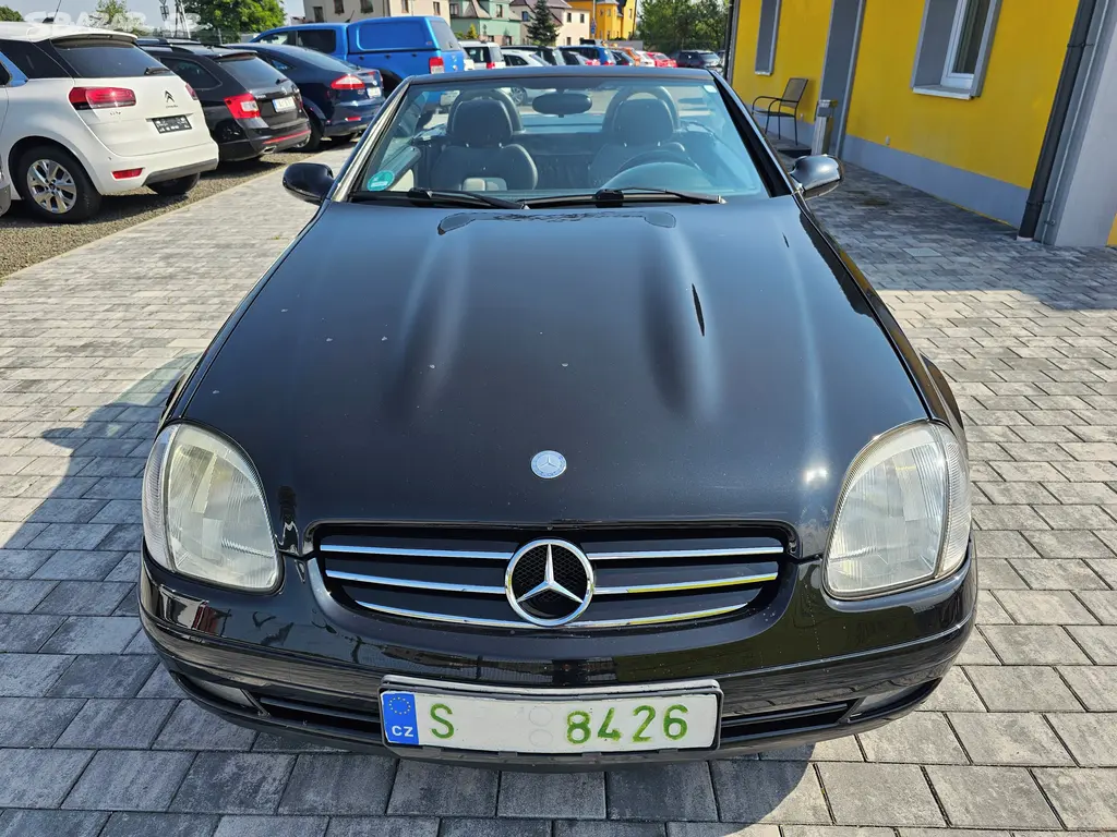Mercedes-Benz SLK, 230 142kw - Cabrio, Najeto 99t - fotka 2