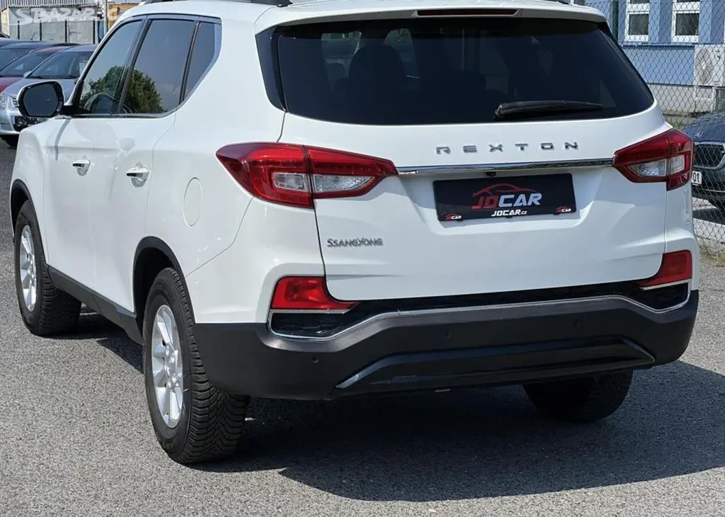 SsangYong Rexton 2.2D 4x2 KAMERA TEMPOMAT manuální - fotka 5