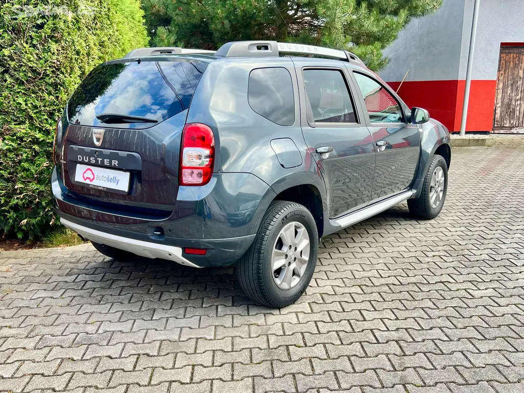 Dacia Duster 1.6 SCe LPG Black Shadow, 1. majitel - fotka 5