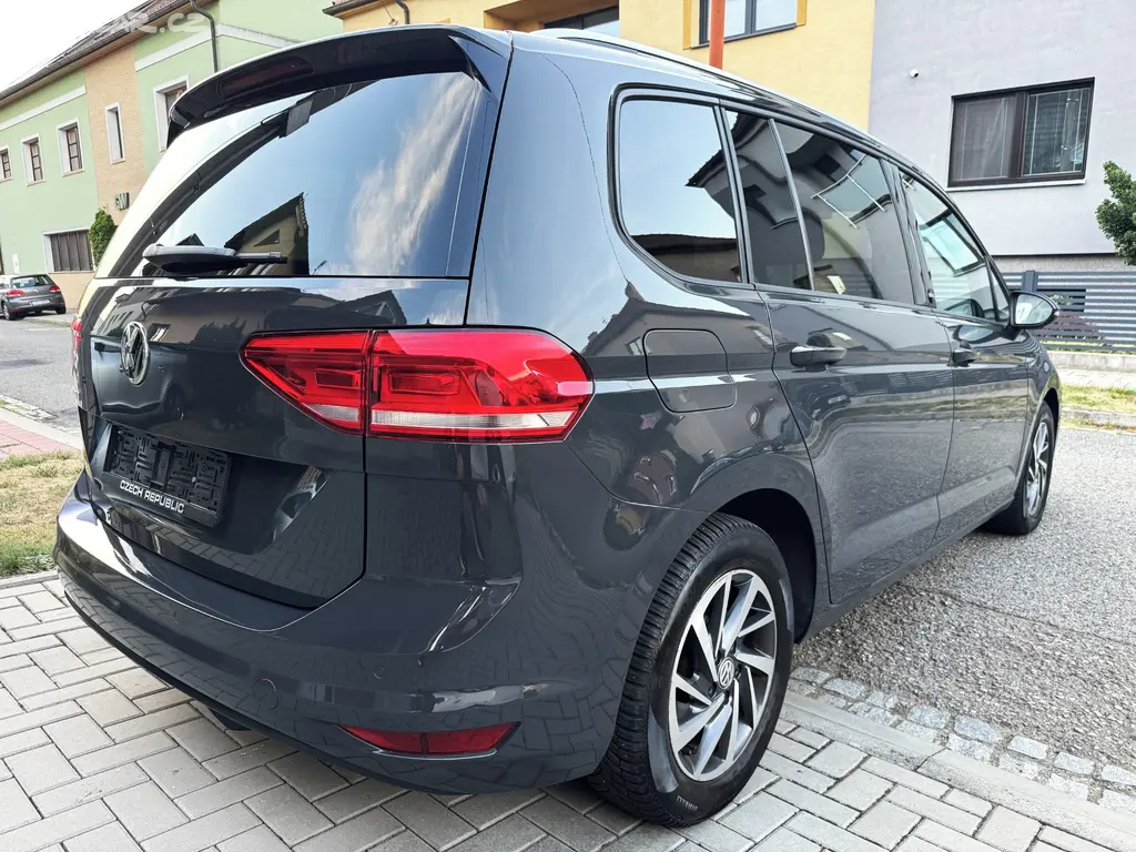VOLKSWAGEN TOURAN 1.2TSI 7MÍST,NAVI,ACC,ALU,FRONT, - fotka 5