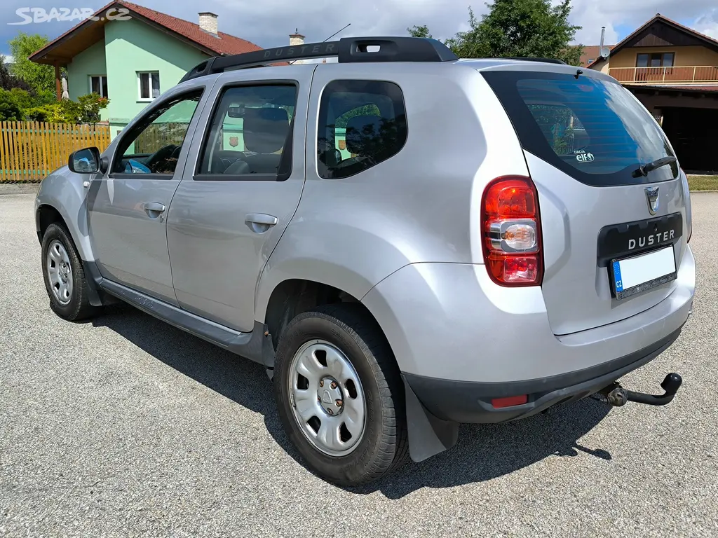 DACIA DUSTER 1.6 16V 77kw 4X4, r.v. 2015, 101000KM - fotka 4