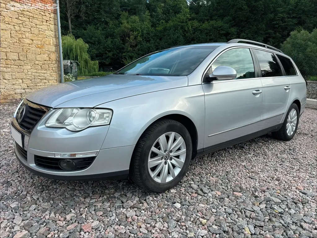 Volkswagen Passat 2.0tdi combi - fotka 3