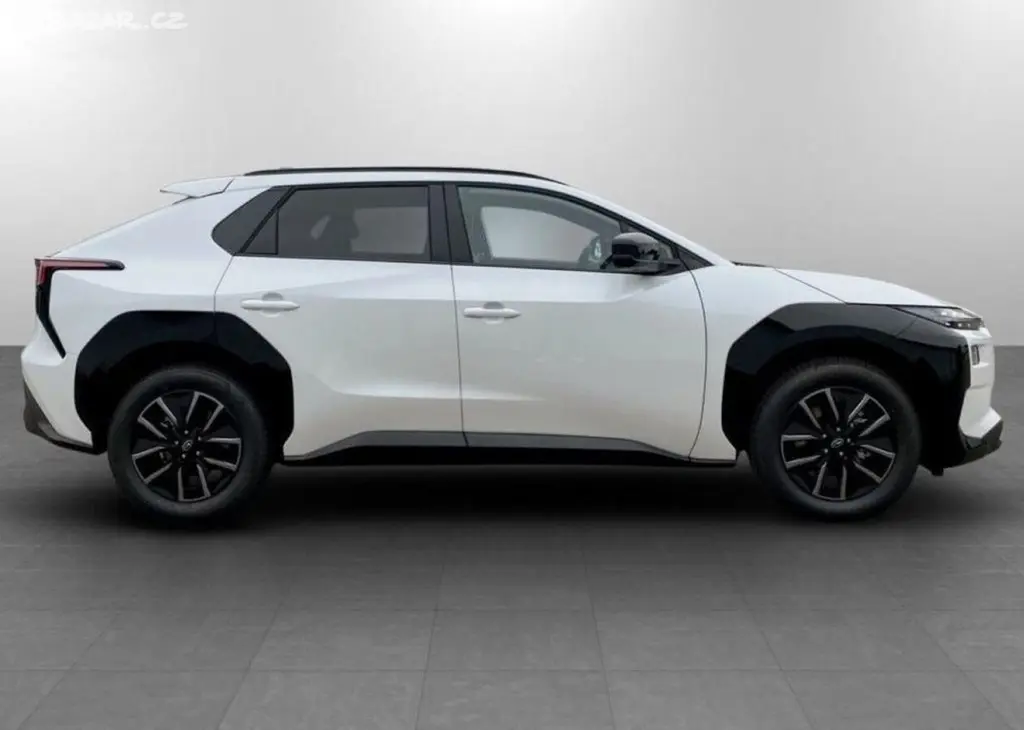Subaru Solterra Limited 2026 | 10 let záruka - fotka 4