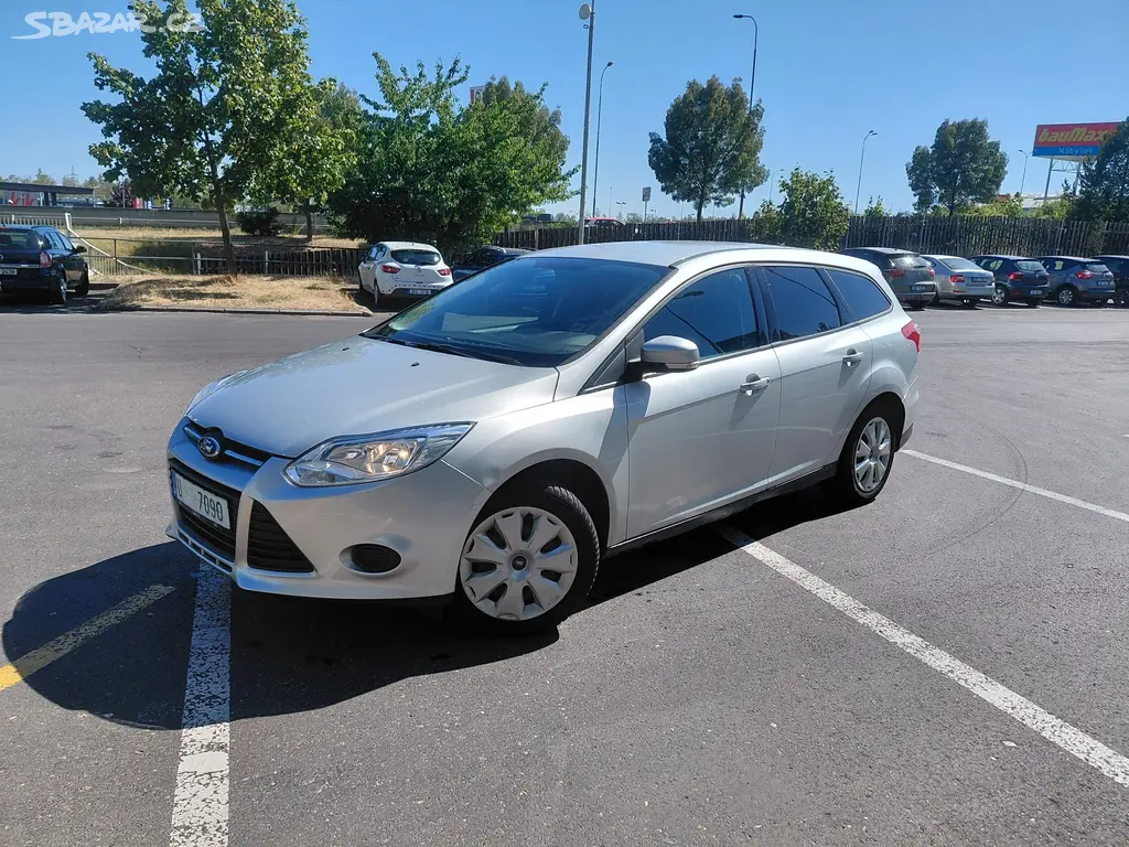Ford Focus mk3 1.6 s výkonem 92 kW - fotka 4