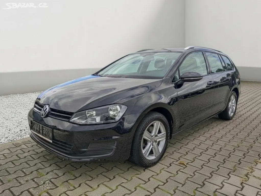 VW GOLF 7 2.0TDi 110KW,COMFORTLINE,KOMBI,ALU,ZÁVĚS