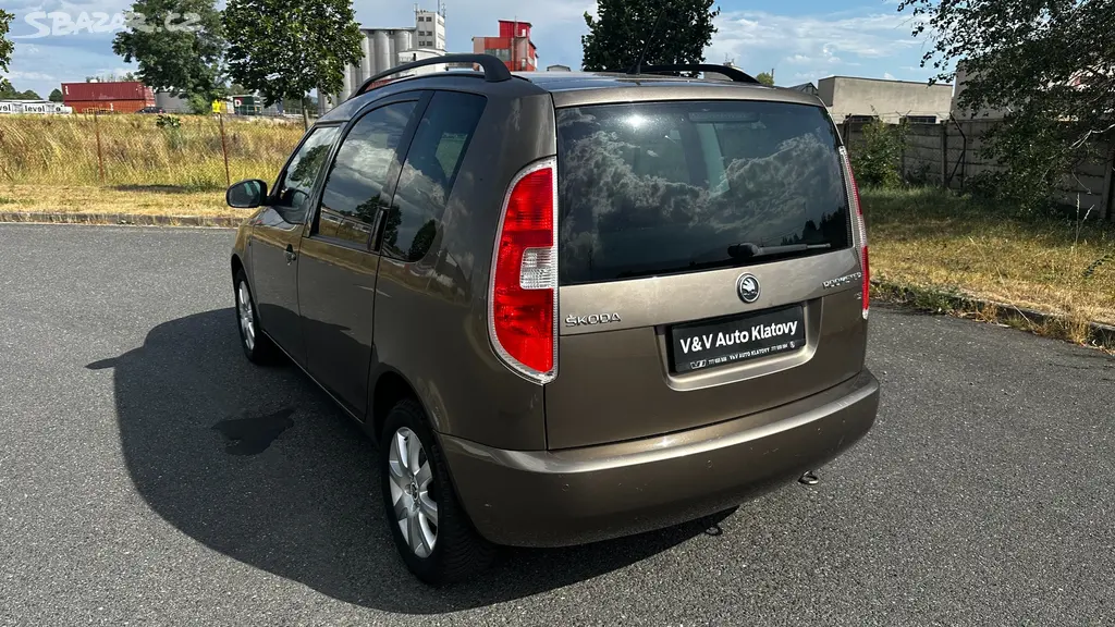 ŠKODA ROOMSTER 1.2 TSI - fotka 3
