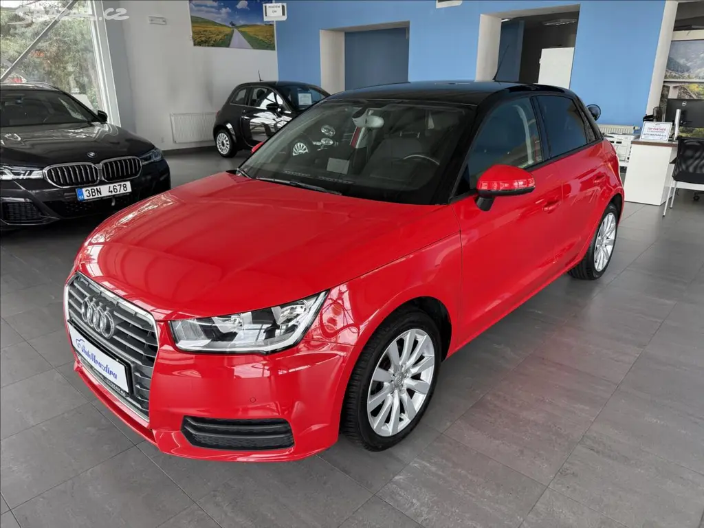 Audi A1, 1,0 TFSI SPORTBACK ULTRA - fotka 3
