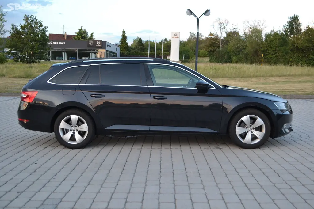 Škoda Superb 3, 2,0TDI, DSG - fotka 5