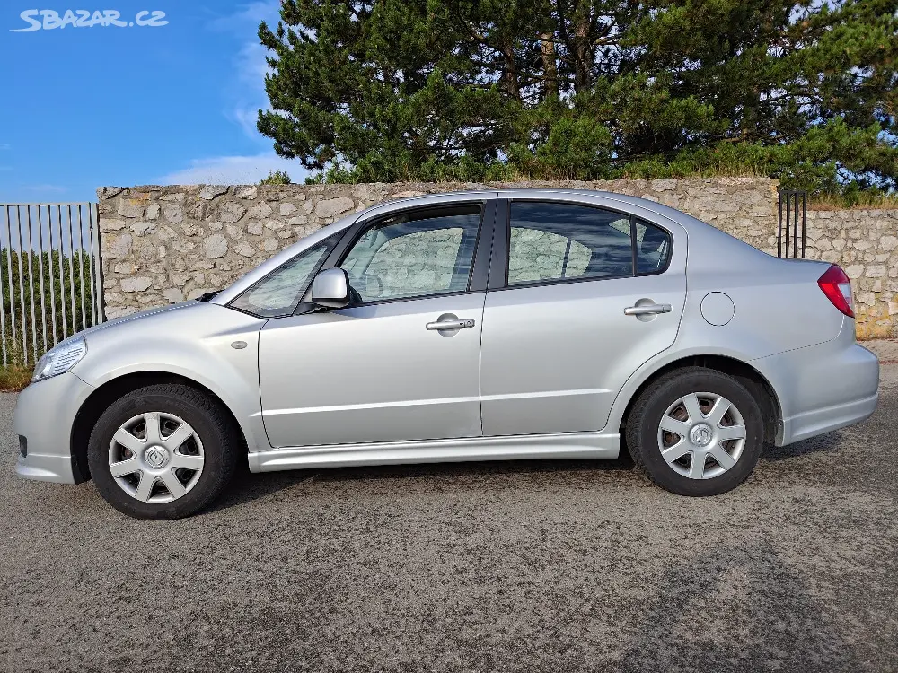 Suzuki SX4 sedan