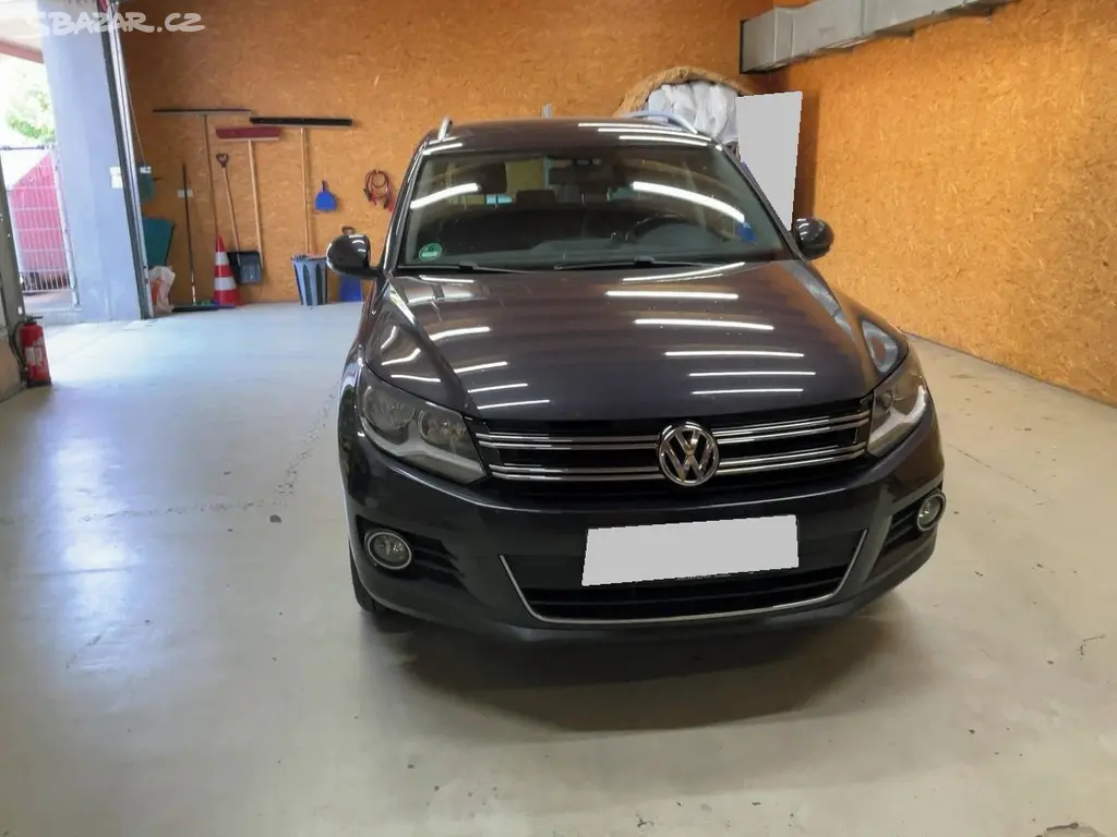 Volkswagen Tiguan, 2.0Tdi 110KW LOUNGE TOP VÝBAVA - fotka 5