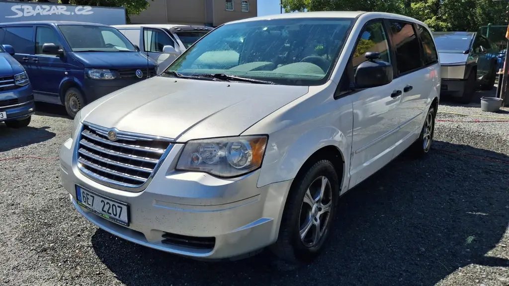 Chrysler Town & Country, LPG tažné automat 7 míst 3.3V6