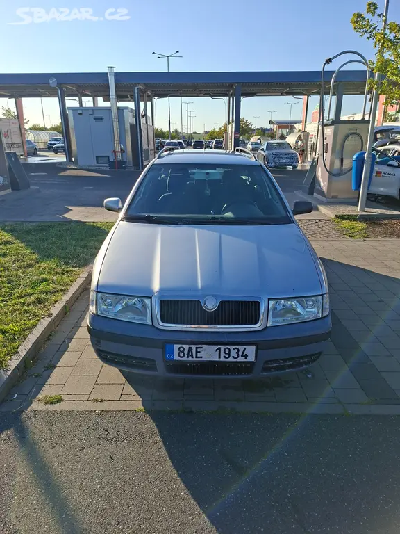 Škoda Octavia combi 1.9 tdi 66kw - fotka 2
