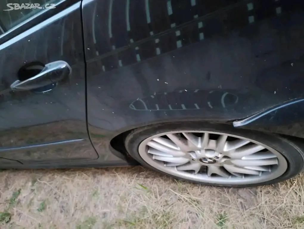 BMW E46 330i Facelift Manuál M-Tech Harman Kardon - fotka 5