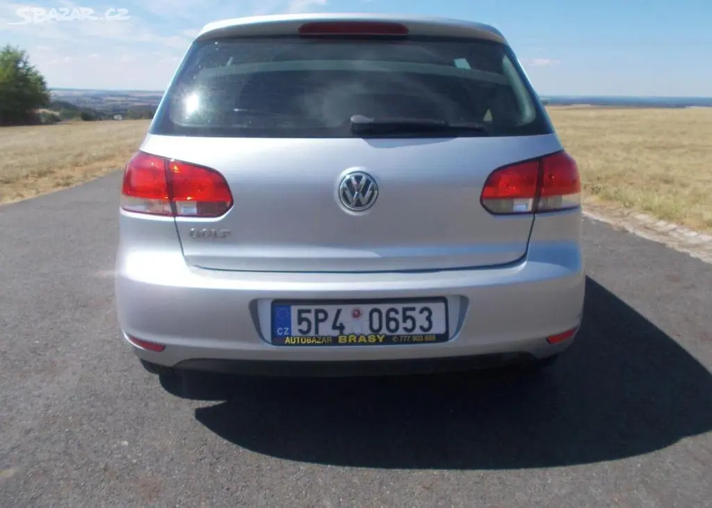Volkswagen Golf 1,2 TSI 63KW klimatronic benzín - fotka 4