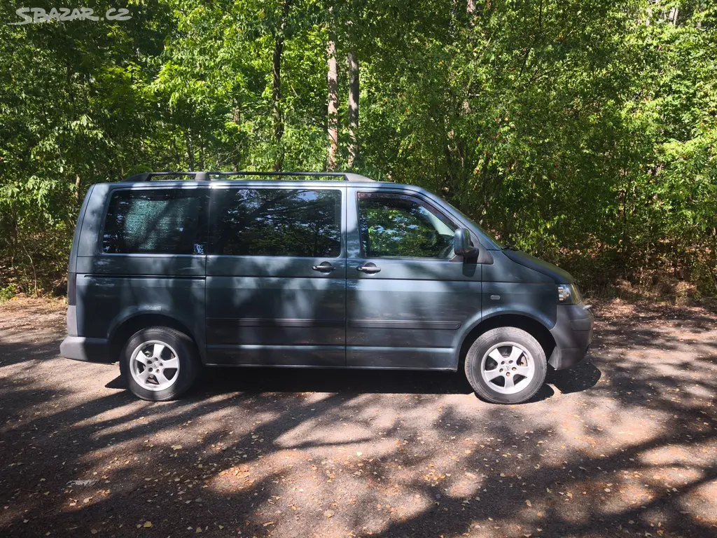 Prodám Volkswagen Caravelle T5 2.5 TDI 96 kW. - fotka 2
