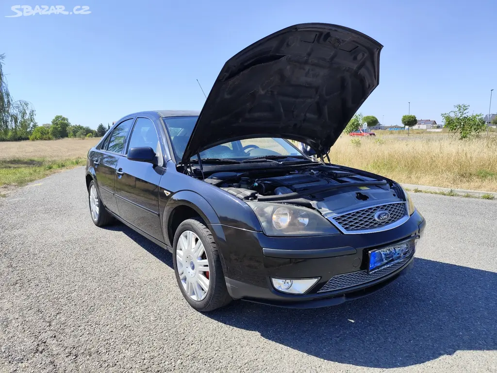 Ford Mondeo 2.5 V6 - fotka 3