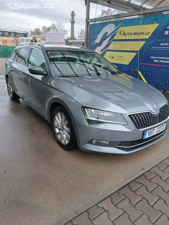 Prodám Škoda Superb 3 1.6 TDI automat - fotka 3