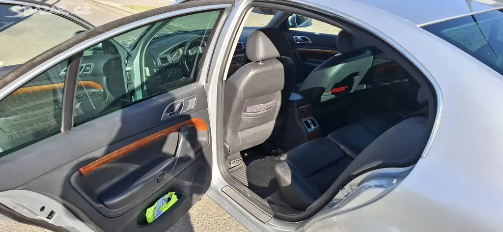 Škoda SUPERB 2.0 TDI PD Elegance - fotka 5