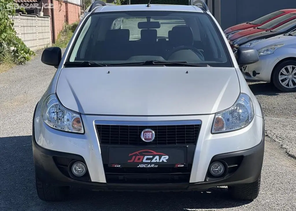 Fiat Sedici 1.6i 16v 4x4 ABS KLIMATIZACE manuální - fotka 2