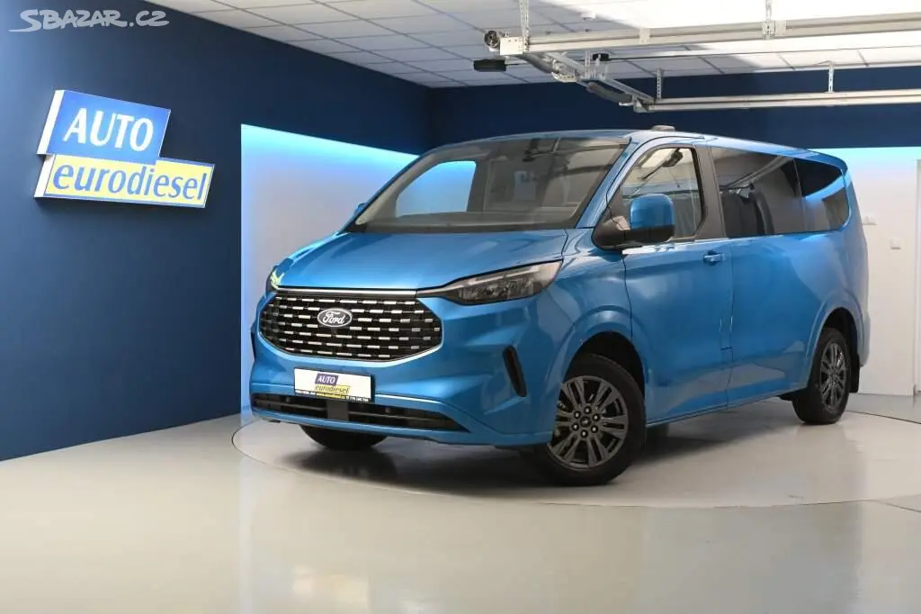 Ford Tourneo Custom, 2.0 320 L1H1 8 Míst LED Kamera - fotka 2