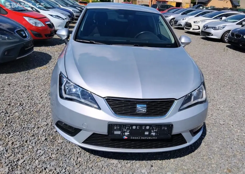 Seat Ibiza 1.0 TSI Klima, Tempomat benzín manuální - fotka 3