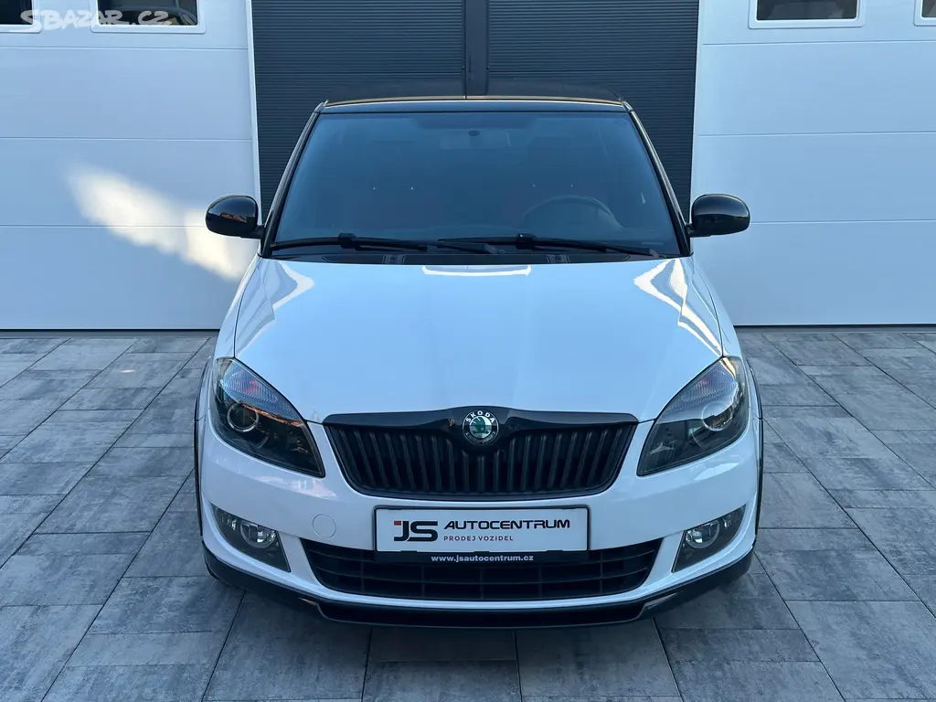 Škoda Fabia 1.2i TSI 105PS Monte Carlo - fotka 2