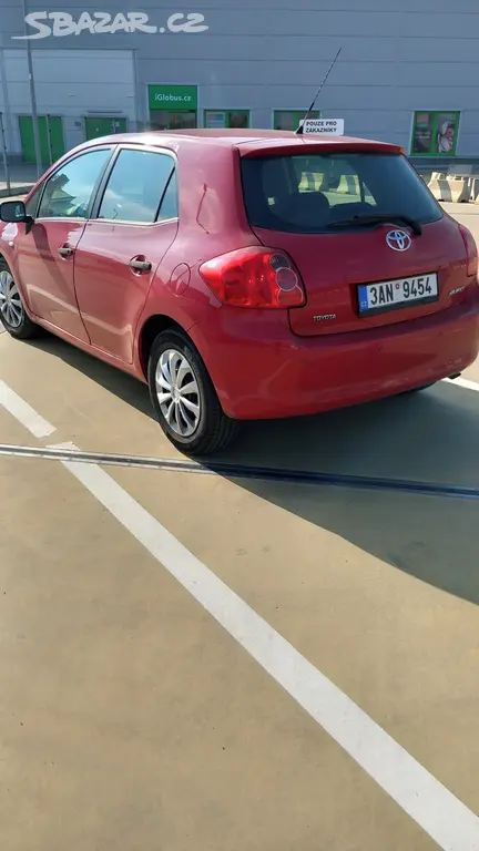 Toyota Auris 1,6 VVTI - fotka 3