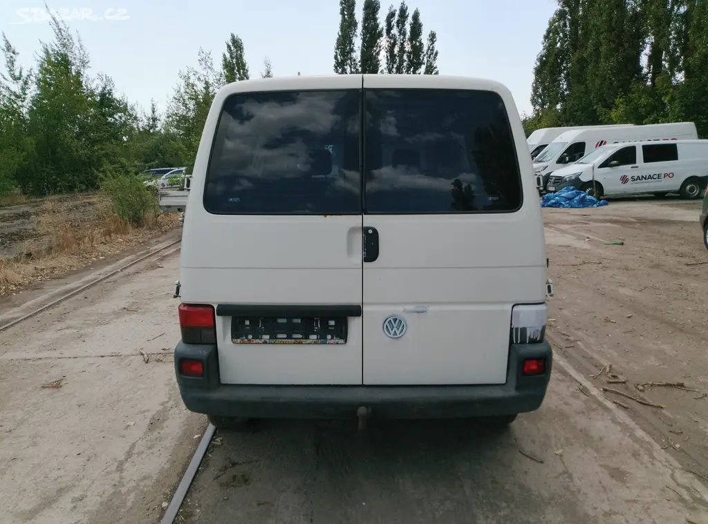 VW TRANSPORTER T4 2.5TDI 75KW 6 MÍST 2003 TZ 2500 - fotka 4