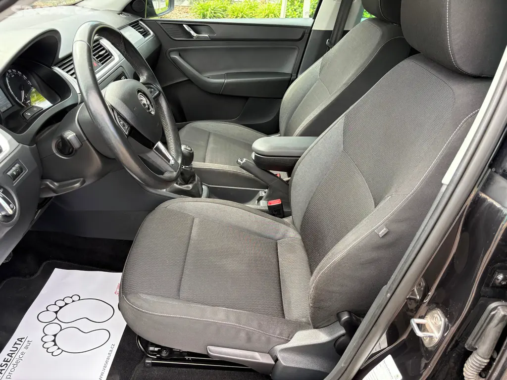 Škoda Rapid 1.2 TSi, BT, tempomat - fotka 5
